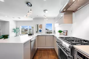 687 E 2nd St, Boston, MA 02127 - Photo 7
