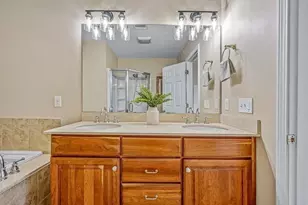 1 Dunia Ln, Northborough, MA 01532 - Photo 27