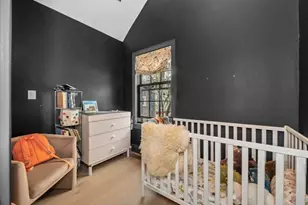 208 Windsor St, Cambridge, MA 02139 - Photo 17