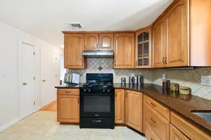 1 Valley Rd, Lexington, MA 02421 - Photo 9