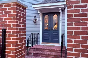 208 Windsor St, Cambridge, MA 02139 - Photo 3