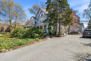 97 Sewall Ave, Brookline, MA 02446 - Photo 15