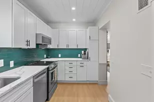 128 Old Point Rd, Newburyport, MA 01950 - Photo 13