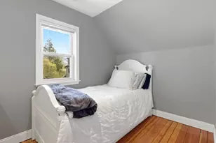 46 Edgemere Rd, Boston, MA 02132 - Photo 9
