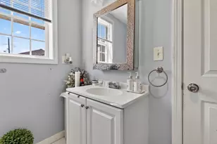 206 Irving St, Fall River, MA 02723 - Photo 11