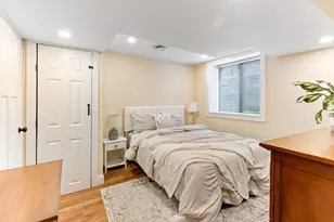 67 Billings St, Boston, MA 02132 - Photo 23