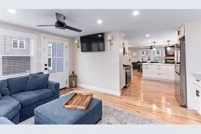 67 Billings St., Boston, MA 02132 - Photo 11
