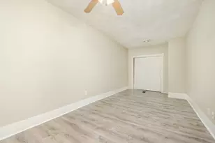 20 Hatch St, Everett, MA 02149 - Photo 7