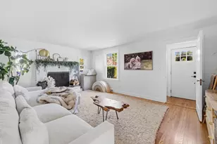 377 Archer St, Fall River, MA 02720 - Photo 9