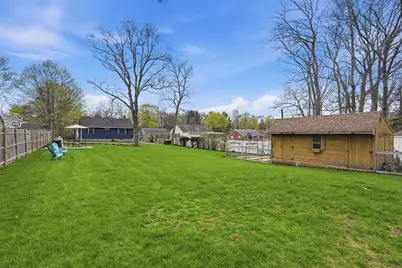 11 Roseen Ave, Weymouth, MA 02188 - Photo 25