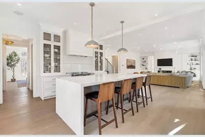 1640 Commonwealth Ave, Newton, MA 02465 - Photo 11