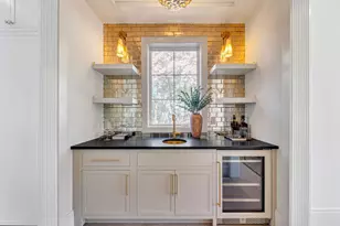 1640 Commonwealth Ave, Newton, MA 02465 - Photo 9