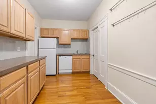21 Sutherland Rd, Boston, MA 02135 - Photo 9