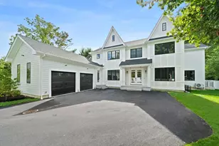 42 Bow Rd, Newton, MA 02459 - Photo 3