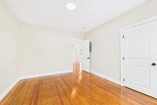 542 King Philip St, Fall River, MA 02724 - Photo 23