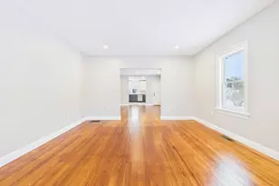 542 King Philip St, Fall River, MA 02724 - Photo 15