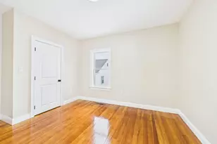 542 King Philip St, Fall River, MA 02724 - Photo 21