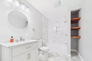 542 King Philip St, Fall River, MA 02724 - Photo 9
