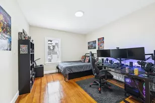 542 King Philip St, Fall River, MA 02724 - Photo 11