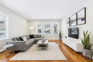 542 King Philip St, Fall River, MA 02724 - Photo 3