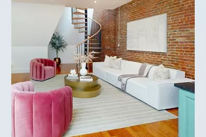 322 Tappan St #2, Brookline, MA 02445 - Photo 33