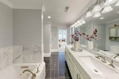 322 Tappan St #2, Brookline, MA 02445 - Photo 27