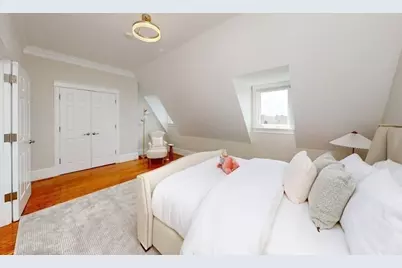 322 Tappan St #2, Brookline, MA 02445 - Photo 35