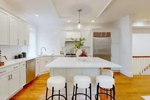 322 Tappan St, Brookline, MA 02445 - Photo 15