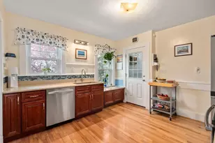 14 Adams Ave, Watertown, MA 02472 - Photo 9