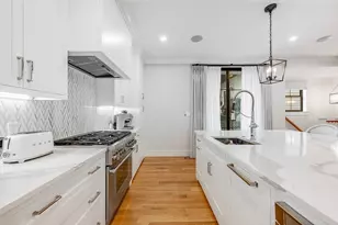 799 E 3rd St, Boston, MA 02127 - Photo 5
