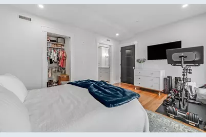 799 E 3rd St #2, Boston, MA 02127 - Photo 21