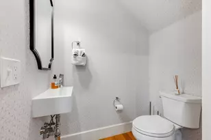 799 E 3rd St, Boston, MA 02127 - Photo 13
