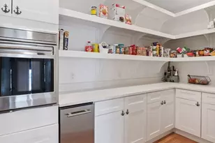 498 Washington St, Gloucester, MA 01930 - Photo 17