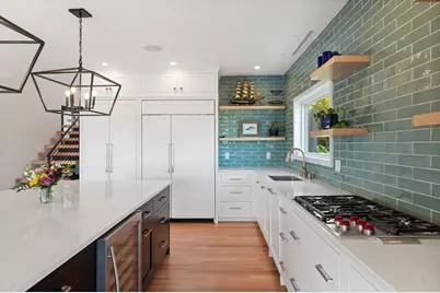 498 Washington St, Gloucester, MA 01930 - Photo 13