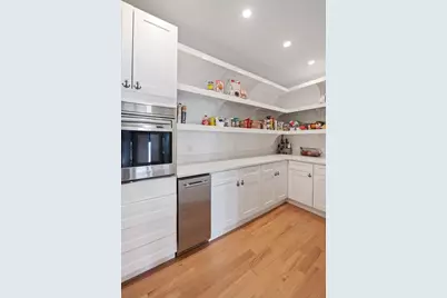 498 Washington St, Gloucester, MA 01930 - Photo 17