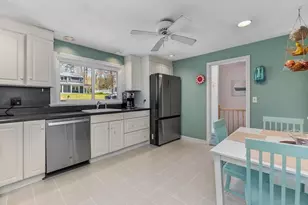 10 Country Club Dr, Walpole, MA 02081 - Photo 7