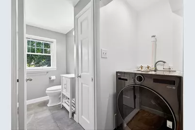 132 Woodley Ave, Boston, MA 02132 - Photo 19