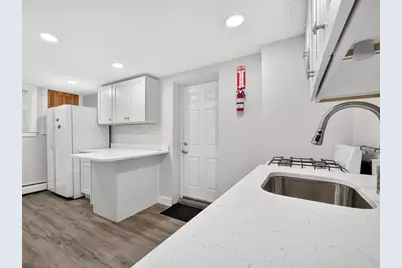 132 Woodley Ave, Boston, MA 02132 - Photo 25