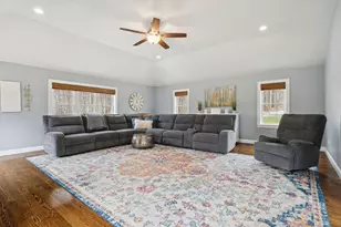 93 Glenwood Pl Ext, Rutland, MA 01543 - Photo 13