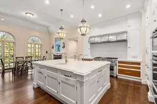 11 Scotch Pine Cir, Wellesley, MA 02481 - Photo 3