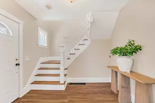 7 Prospect St, Saugus, MA 01906 - Photo 3