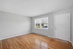 974 Wilbraham Rd, Springfield, MA 01109 - Photo 9
