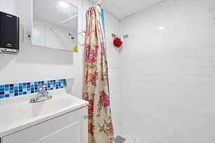 27 Banfield Ave, Boston, MA 02126 - Photo 11