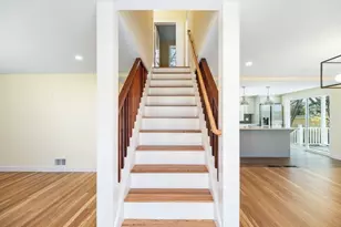 32 Lexington Dr, Beverly, MA 01915 - Photo 9