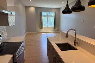 60 Cross St E, Somerville, MA 02145 - Photo 7