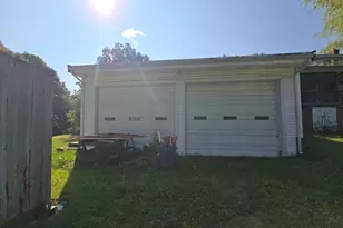 723 Dedham St, Wrentham, MA 02093 - Photo 13