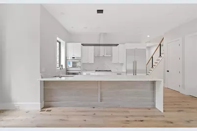 94 Thurston Rd #94, Newton, MA 02464 - Photo 5