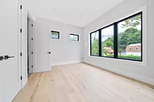 94 Thurston Rd, Newton, MA 02464 - Photo 9