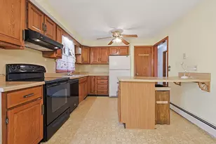 142 Prospect Hill St, Taunton, MA 02780 - Photo 11
