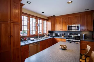 284 Main St, Wakefield, MA 01880 - Photo 11